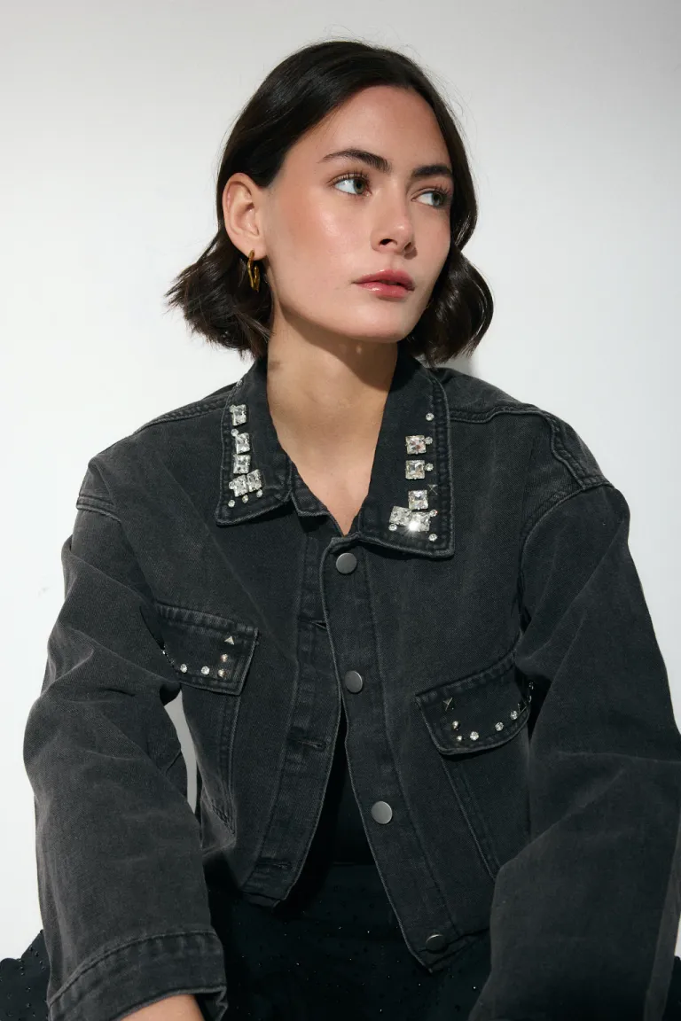 Campera de jean oversize con pedrería y strass de Audaz en Chaquetas para argentina