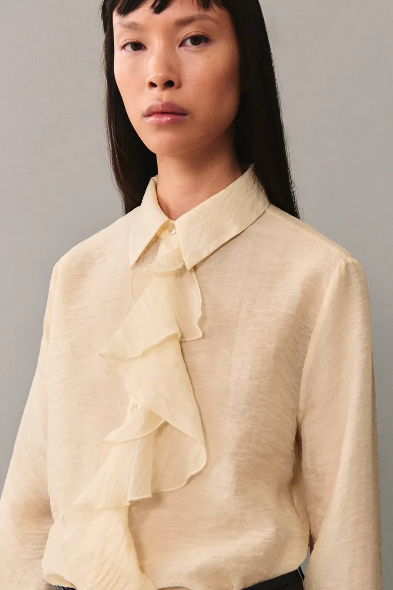 Camisa lyocell con volante de Mango en Camisas para argentina