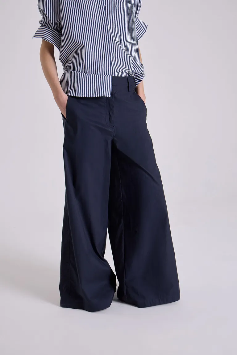 Pantalón de tiro alto y pierna ancha en azul marino para mujer de Maria Cher en Pantalones para argentina