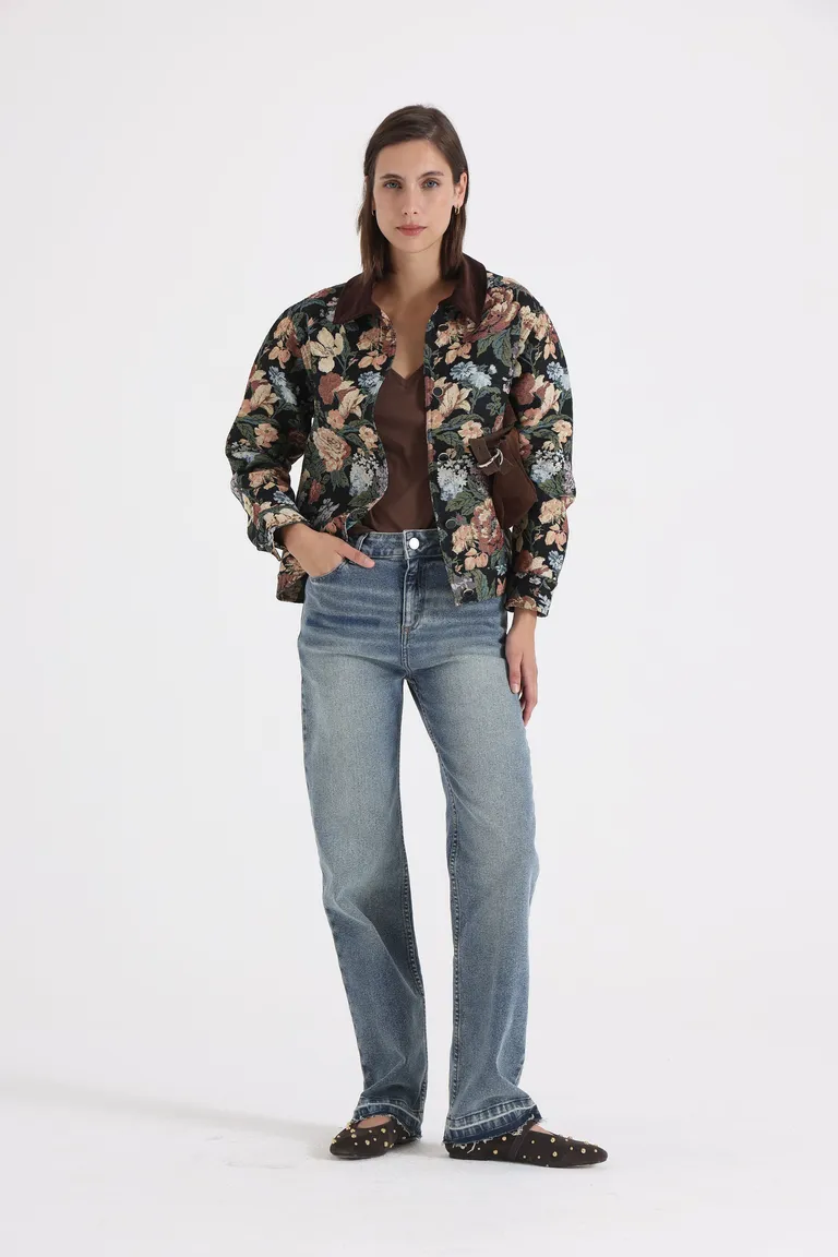 Chaqueta de mujer con diseño floral y cuello a contraste de Yagmour en Chaquetas para argentina