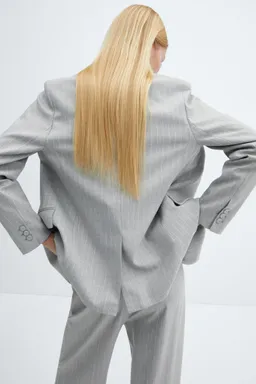 Americana traje raya diplomática de Mango en Blazers para argentina