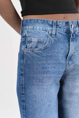 Jean denim mom hunter de Magda en Pantalones para argentina
