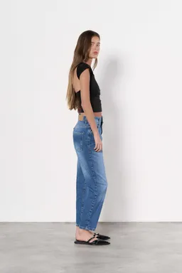 Jean denim mom hunter de Magda en Pantalones para argentina