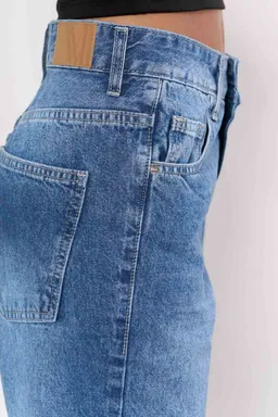 Jean denim mom hunter de Magda en Pantalones para argentina