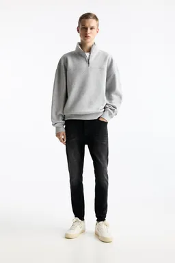 Jeans carrot lavado de Pull&Bear en Pantalones para argentina
