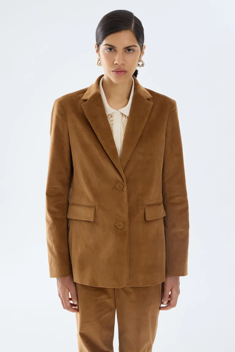 Blazer sastrero de corte clásico con botones frontales y solapa tradicional de Portsaid en Blazers para argentina