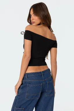 Top jess hombros descubiertos de Edikted en Tops para argentina