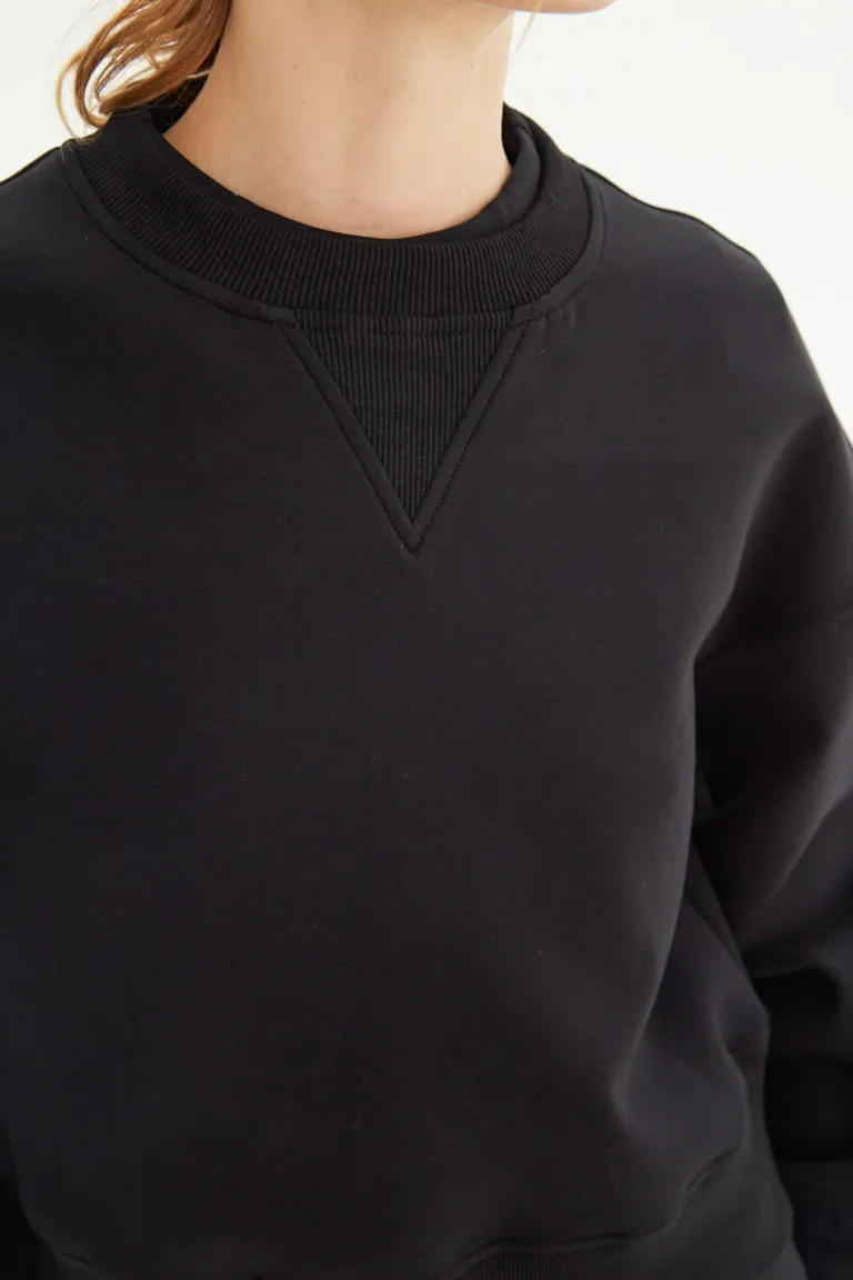 Buzo de cuello redondo con mangas amplias y terminaciones en ribb de Las Pepas en Buzos y Sweaters para argentina