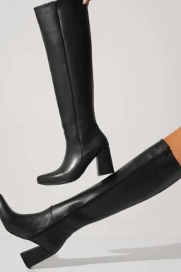Bota glam de Aldana Calzados en Botas y Botinetas para argentina