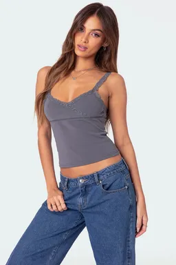 Musculosa encaje amilia de Edikted en Tops para argentina