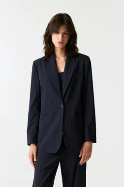 Blazer espalda abierta asimétrica de Pull&Bear en Blazers para argentina