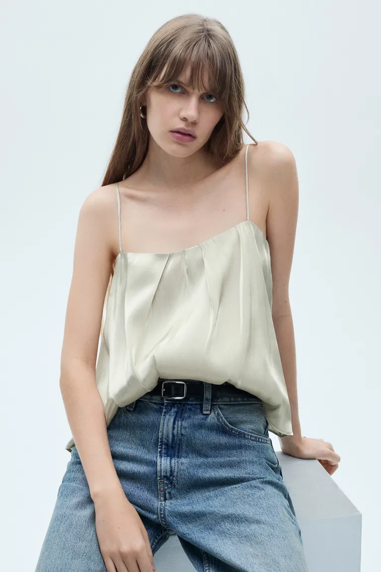 Top satinado breteles de Mango en Tops para argentina