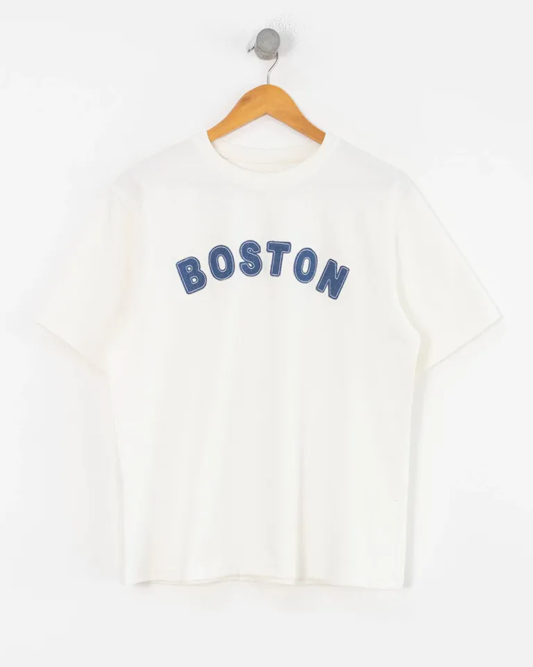 Remera oversized con bordado de la ciudad de Boston en tela de jersey 100% algodón de Sky en Remeras para argentina