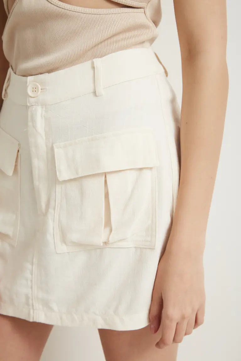 Falda Básica Tiro Alto de Audaz en Faldas para argentina