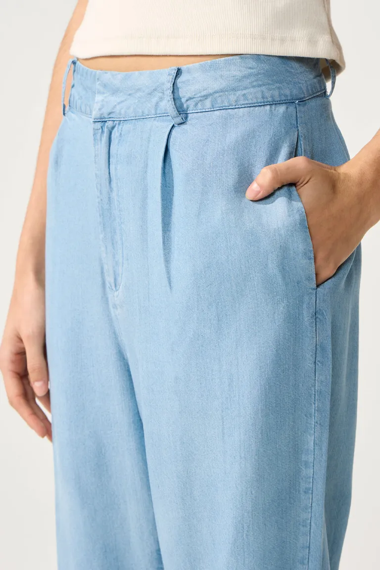 Pantalones rectos de liocell para un look elegante y relajado de Cuesta Blanca en Pantalones para argentina