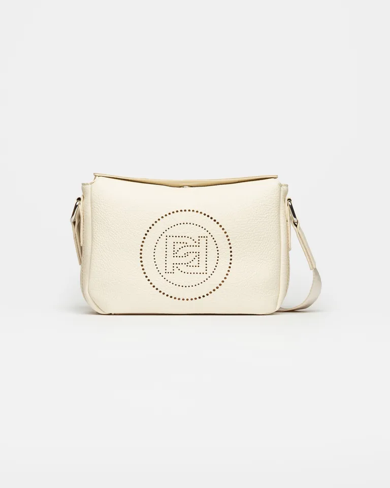 Bolso bandolera blanco con detalles en metal dorado y logo perforado de Prüne en Bolsos y Carteras para argentina