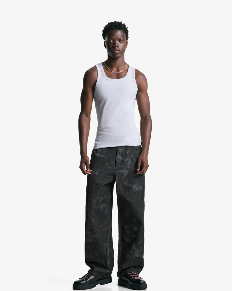 Pantalón superbaggy estampado de Bershka en Pantalones para argentina