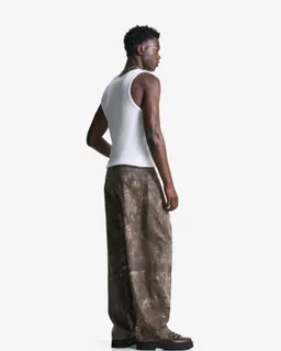 Pantalón superbaggy estampado de Bershka en Pantalones para argentina