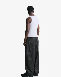 Pantalón superbaggy estampado de Bershka en Pantalones para argentina