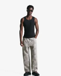 Pantalón superbaggy estampado de Bershka en Pantalones para argentina