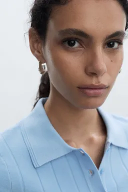 Camiseta cuello polo de Mango en Remeras para argentina