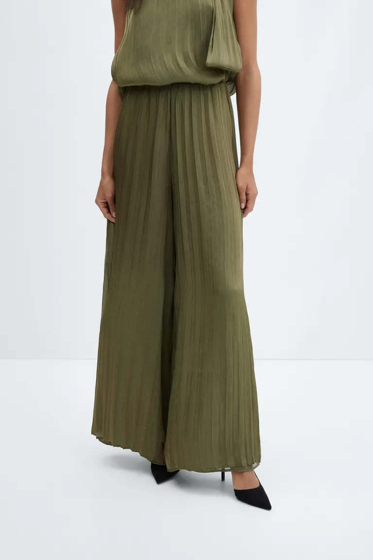 Pantalón wideleg plisado de Mango en Pantalones para argentina