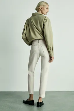 Jeans newmom confort tiro alto de Mango en Pantalones para argentina