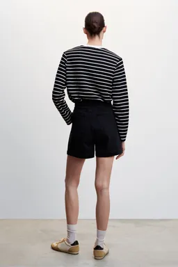 Shorts slouchy con pinzas de Mango en Shorts para argentina