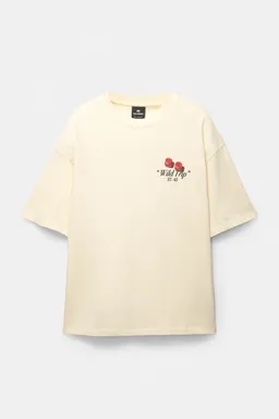 Remera gráfico dados de Pull&Bear en Remeras y Polos para argentina