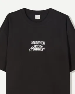 Remera manga corta estampada de Bershka en Remeras y Polos para argentina