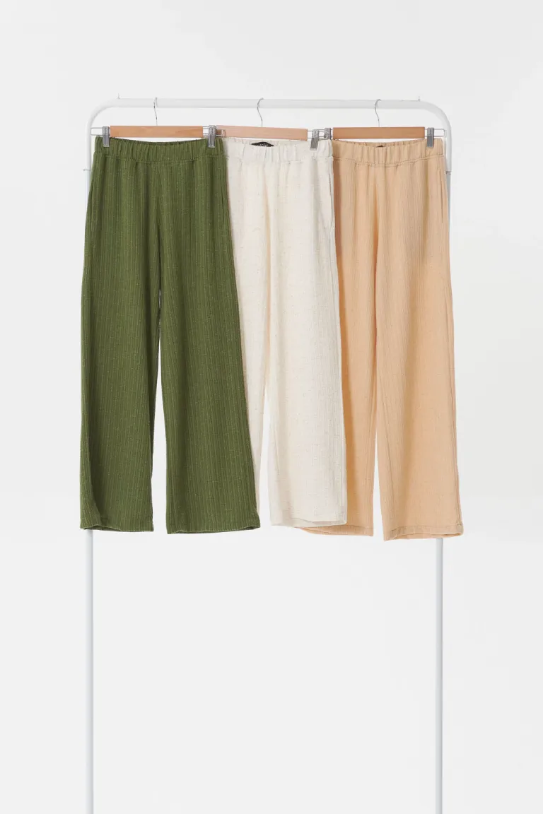Pantalón palazzo verde de corte ancho y cómodo para mujer de Apricot en Pantalones para argentina