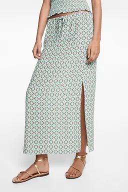 Falda midi estampada de Mango Teen en Faldas para argentina