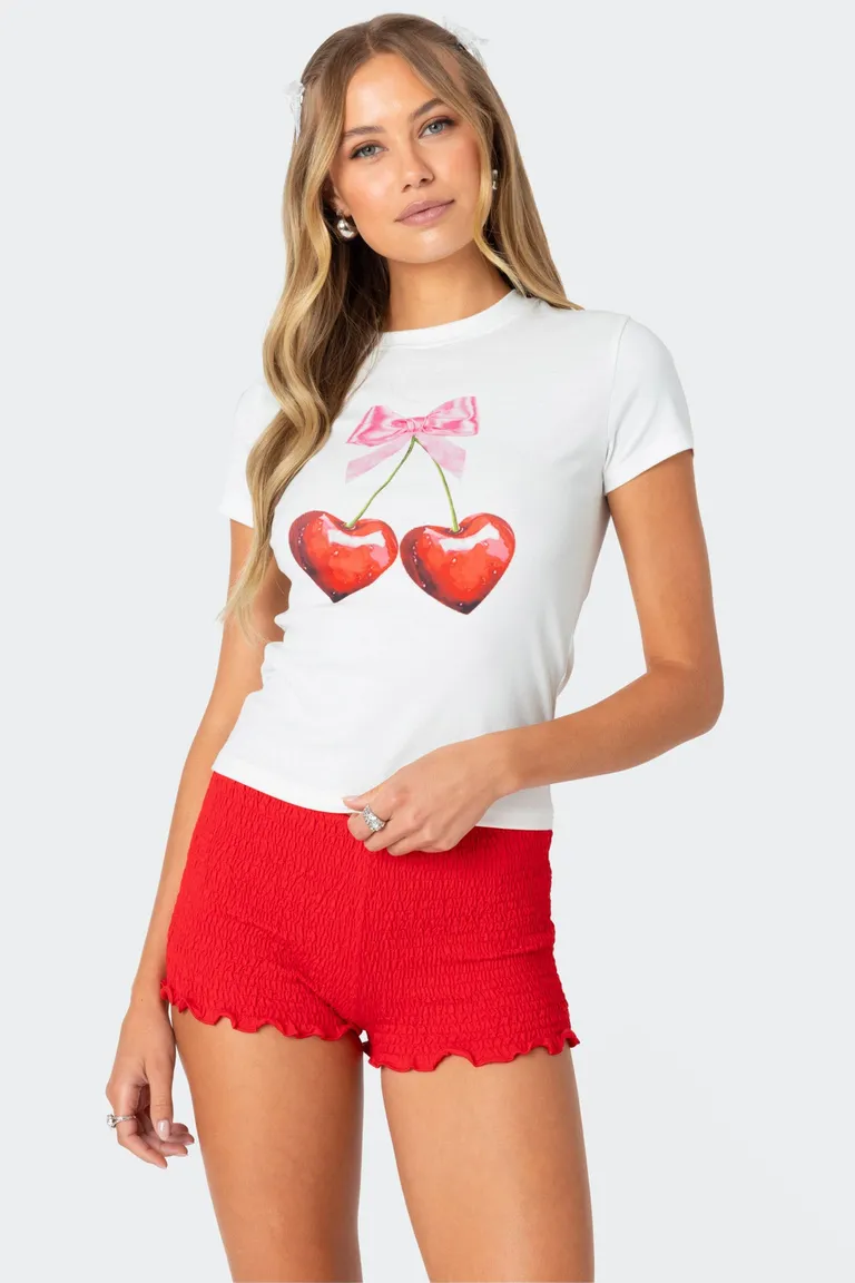 Remera corazón cereza de Edikted en Remeras para argentina