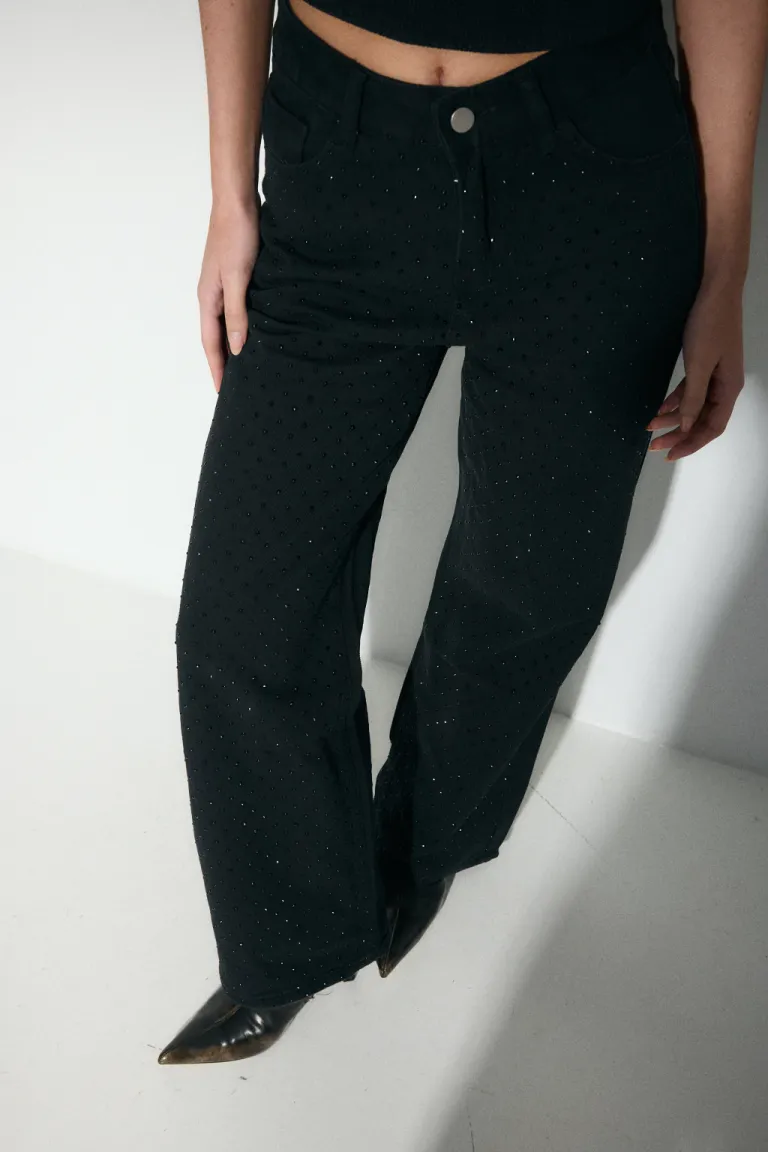 Jeans rectos con strass para mujer, diseño llamativo y moderno de Audaz en Pantalones para argentina