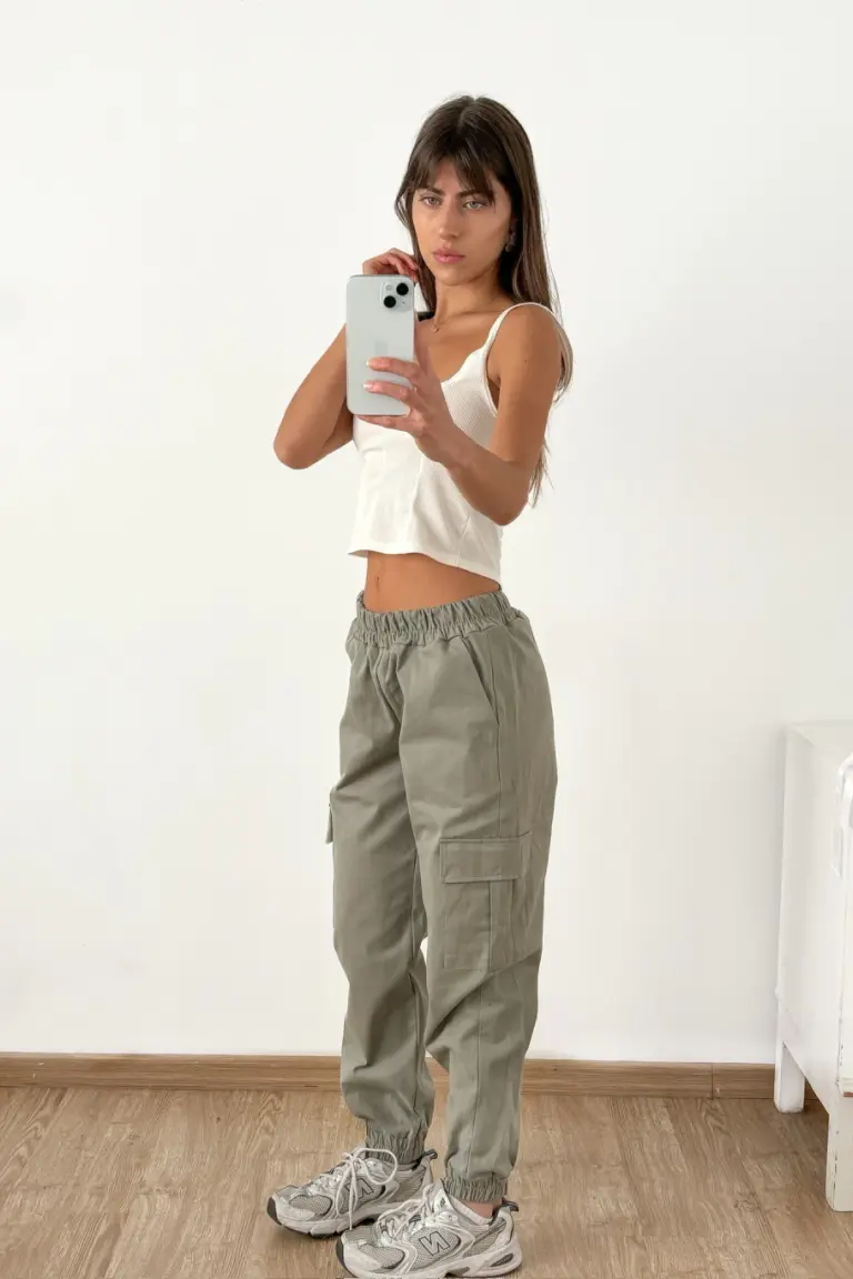 Pantalón Cargo Elástico de Benka en Pantalones para argentina