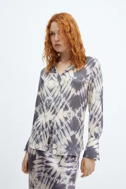 Camisa tiedye satinada de Mango en Camisas para argentina