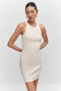 Vestido punto espalda descubierta de Mango en Vestidos para argentina