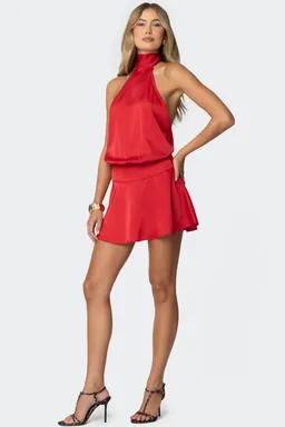 Mini vestido halter espalda descubierta de Edikted en Vestidos para argentina