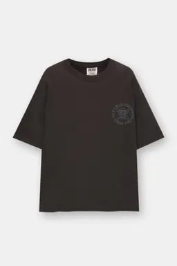 Sudadera manga corta one piece de Pull&Bear en Remeras y Polos para argentina