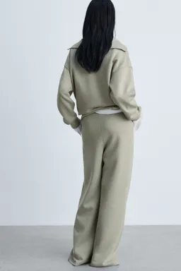 Pantalón jogger wideleg pinzas de Mango en Pantalones para argentina