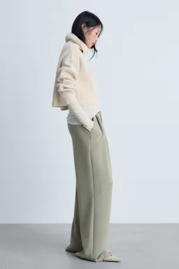 Pantalón jogger wideleg pinzas de Mango en Pantalones para argentina