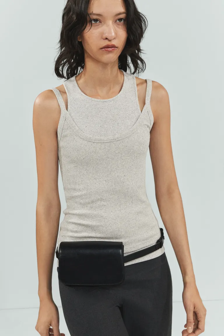 Top tirantes cuello escotado de Mango en Tops para argentina