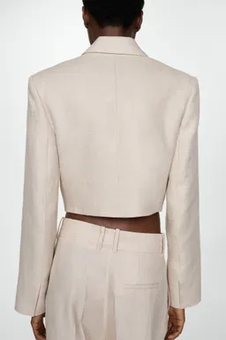 Blazer lino crop cruzada de Mango en Blazers para argentina