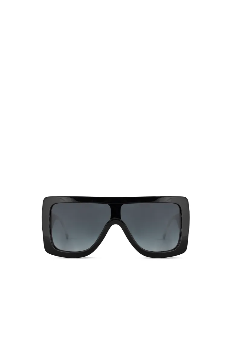 Lentes de sol negros de acetato biodegradable con bisagras de acero inoxidable de Maria Cher en Anteojos para argentina