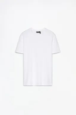 Remera entallada suave de Lefties en Remeras y Polos para argentina