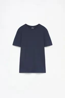 Remera entallada suave de Lefties en Remeras y Polos para argentina