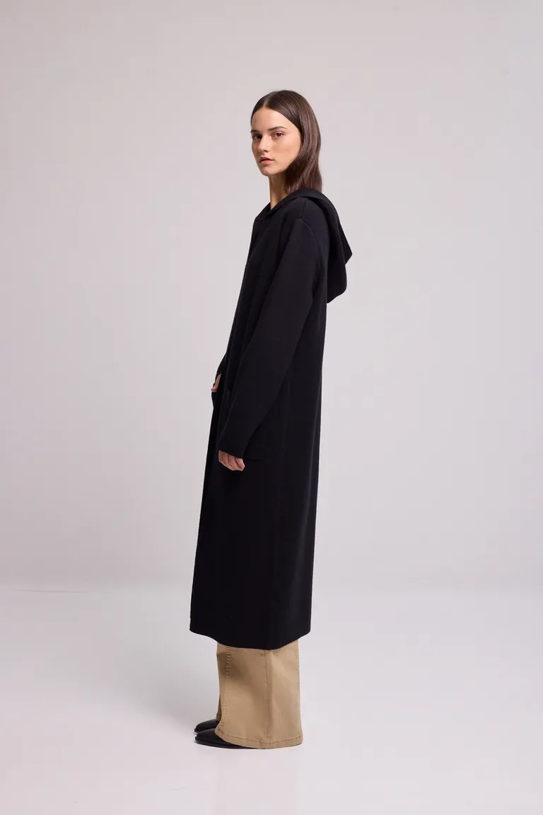 Saco largo tejido con capucha y bolsillos aplicados de Kill en Tapados para argentina