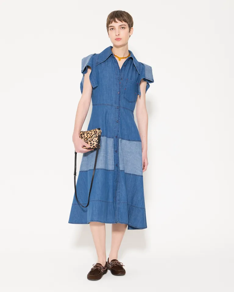 Vestido camisero de denim liviano con detalles en contraste de Jazmin Chebar en Vestidos para argentina