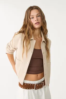 Campera efecto gamuza de Stradivarius en Chaquetas para argentina