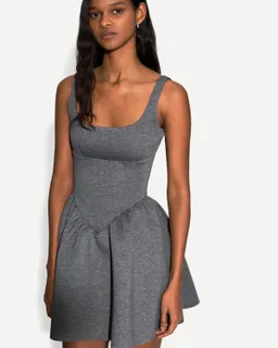 Vestido falda volumen neopreno de Bershka en Vestidos para argentina